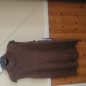 NYGARD SLEEVELESS TOP